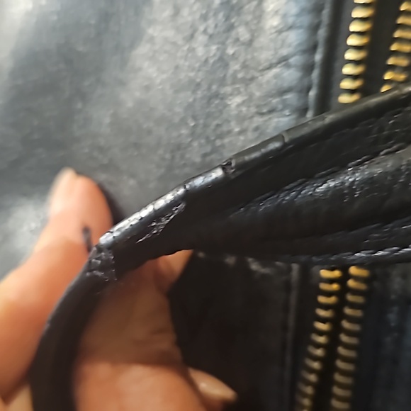 Coach Ashley Black Leather Shoulder Bag - Picture 11 of 13